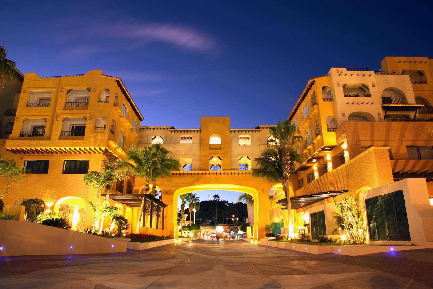 Tesoro Resort Cabo Shuttle