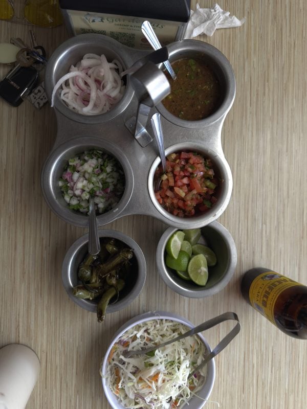 Tacos Gardenias Cabo Salsas