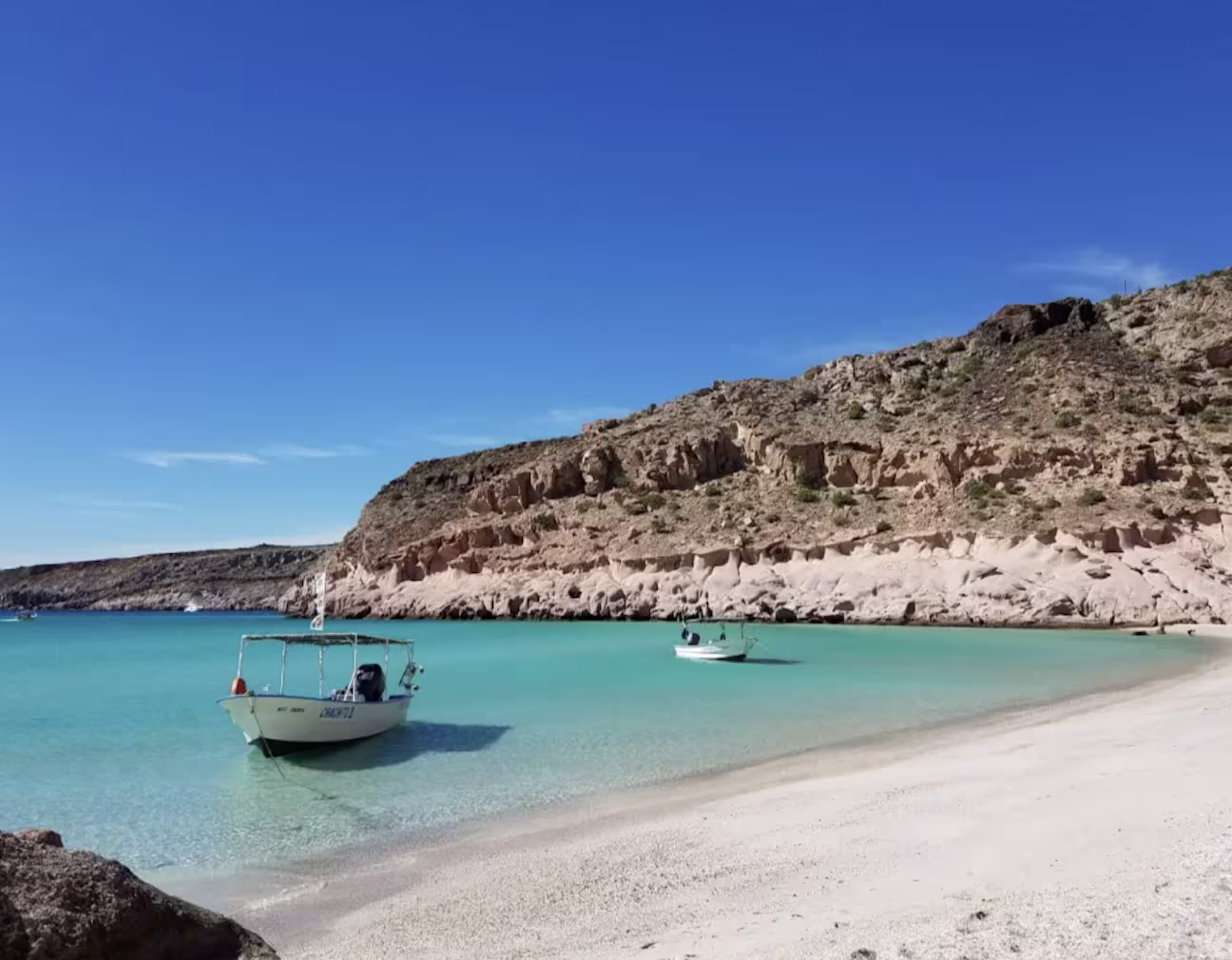 Playa Ensenada Grande in La Paz on Isla Espiritu Santo Playa Ensenada Grande in La Paz on Isla Espiritu Santo