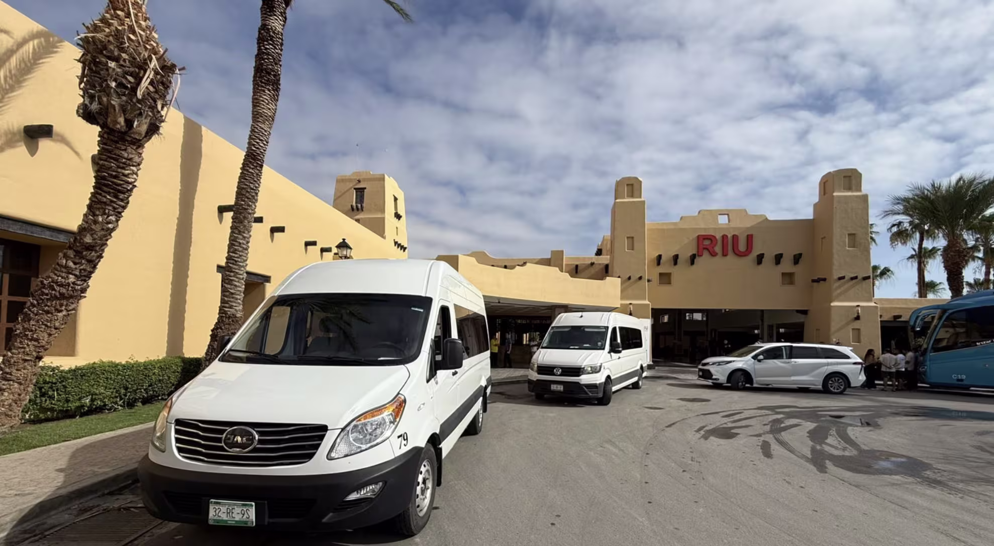 RIU Santa Fe Shuttles