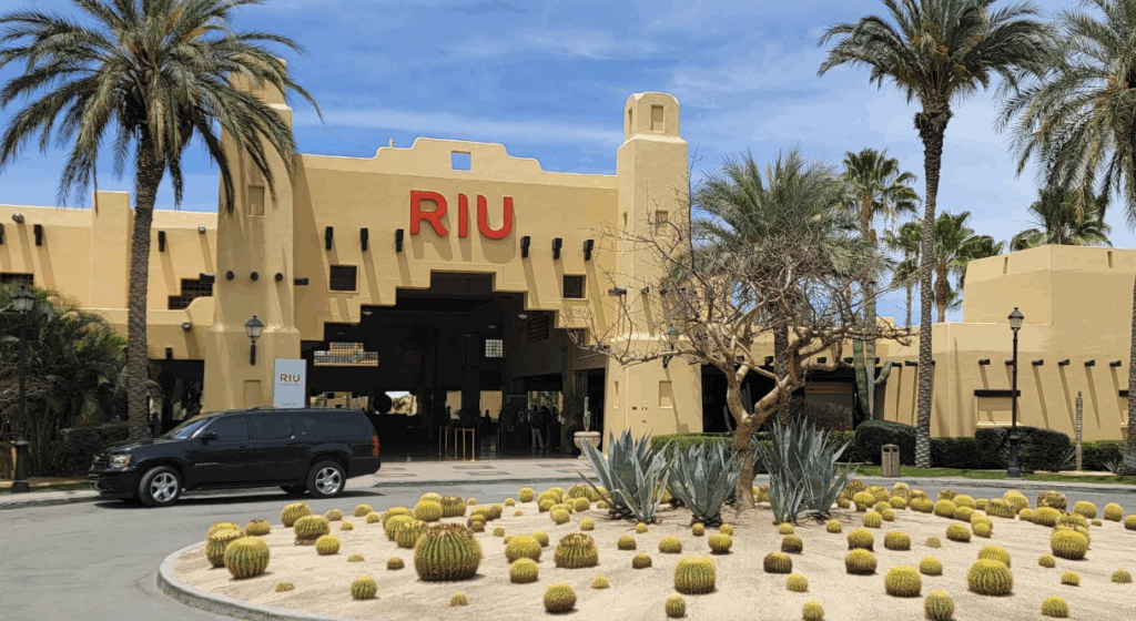 Hotel RIU Palace Cabo San Lucas Shuttle