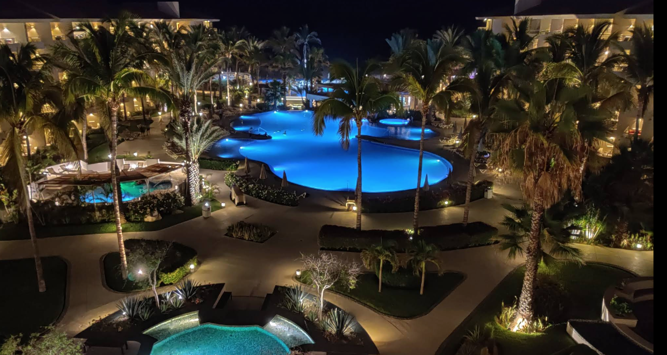 GR Solaris Lighthouse Cabo Airport Shuttle